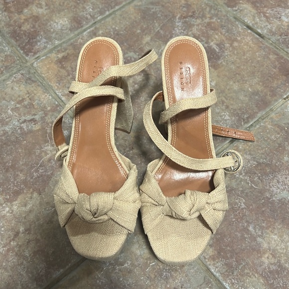 ASOS Platform - Picture 2 of 3